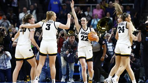 UConn vs. Iowa: Predictions and odds for Women's NCAA Tourna.